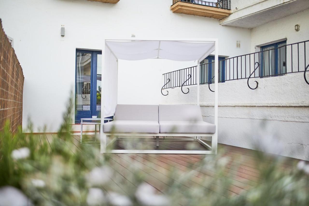 Hotel Trias Palamos Exterior photo