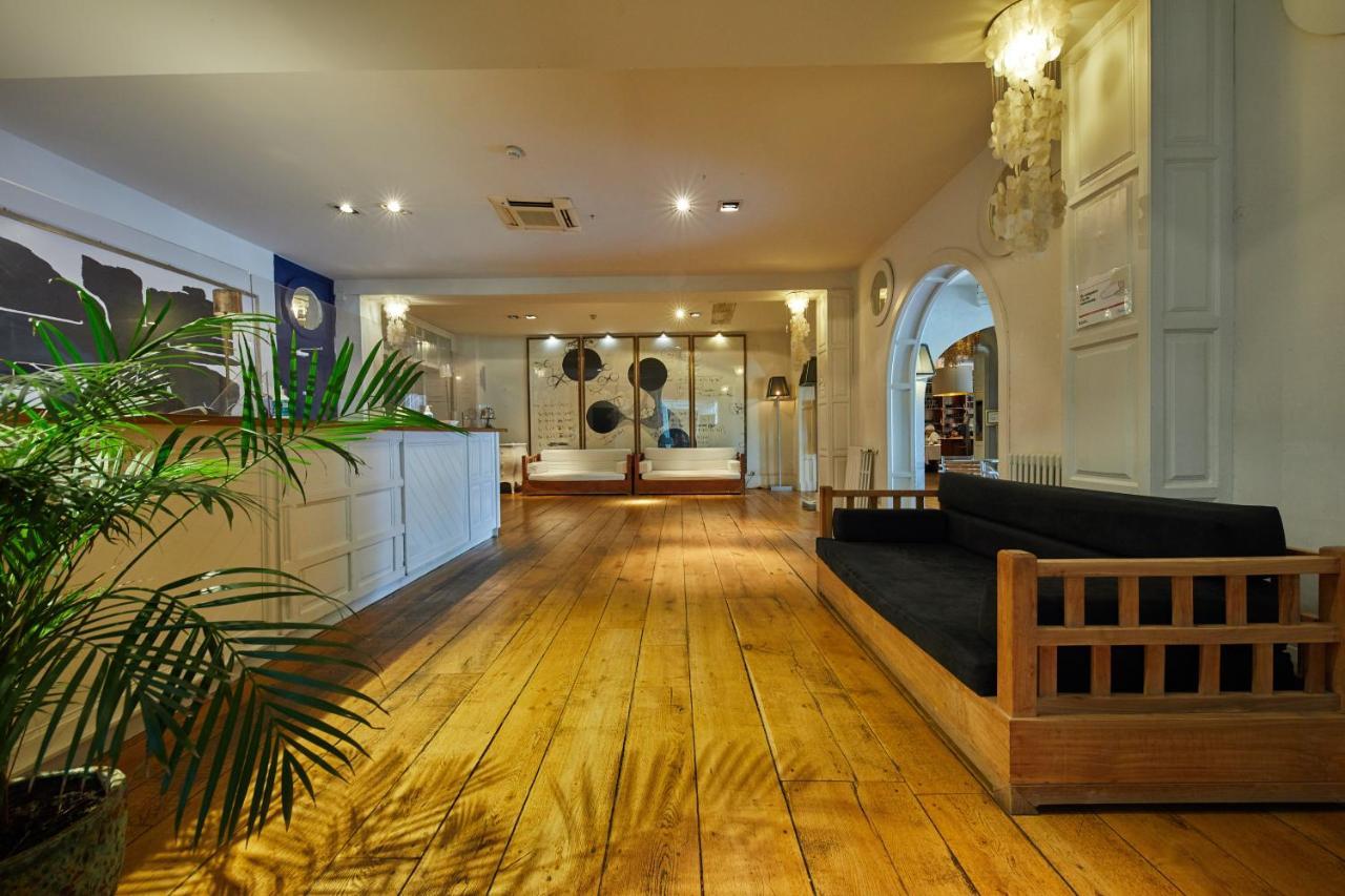 Hotel Trias Palamos Exterior photo