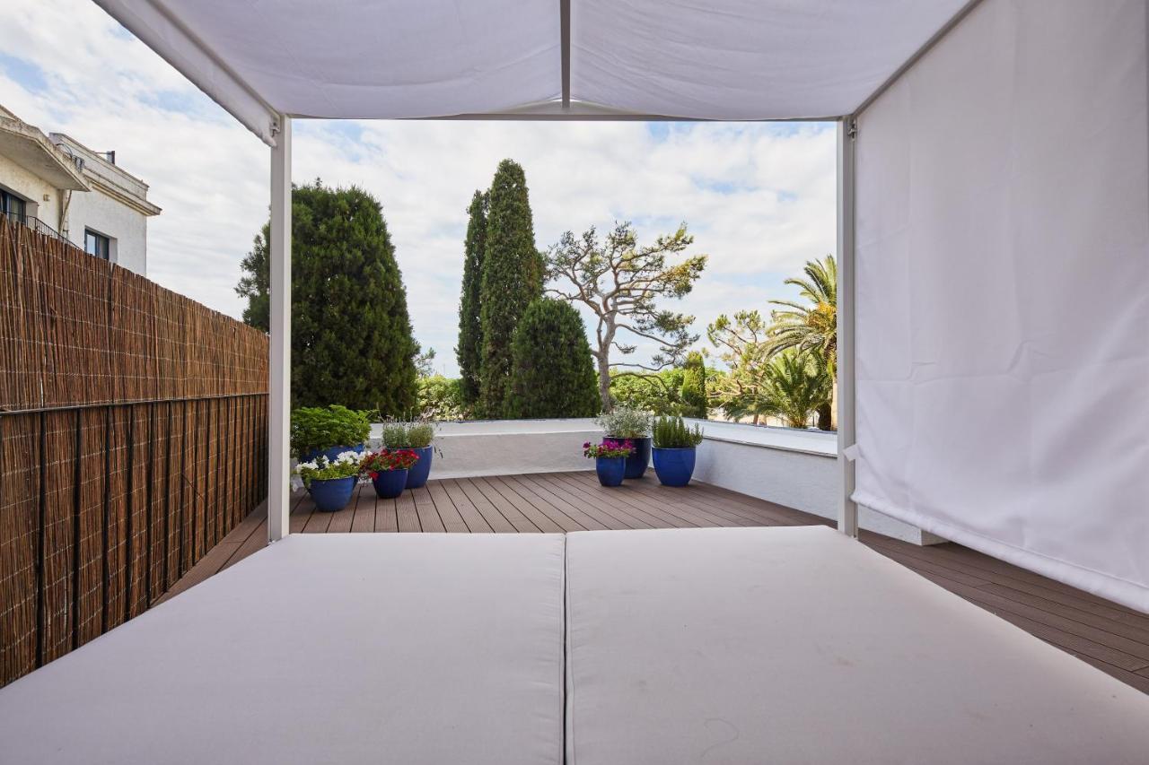 Hotel Trias Palamos Exterior photo