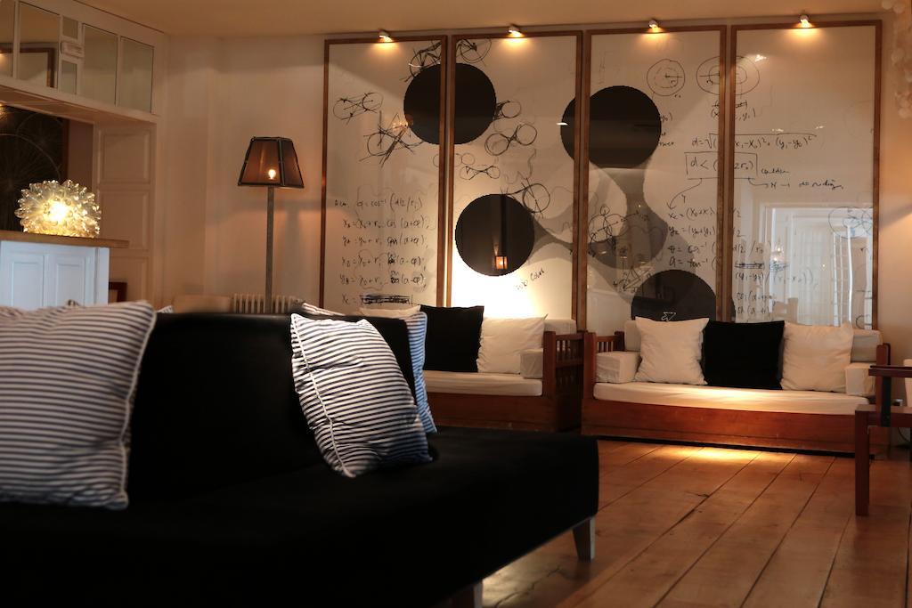 Hotel Trias Palamos Exterior photo