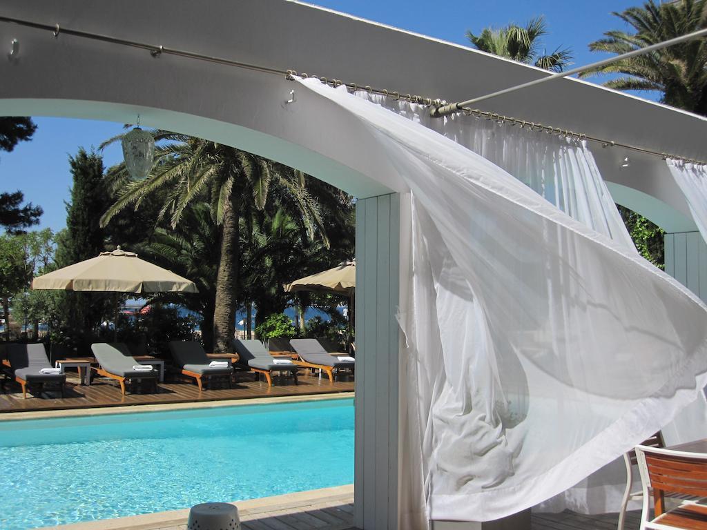 Hotel Trias Palamos Exterior photo