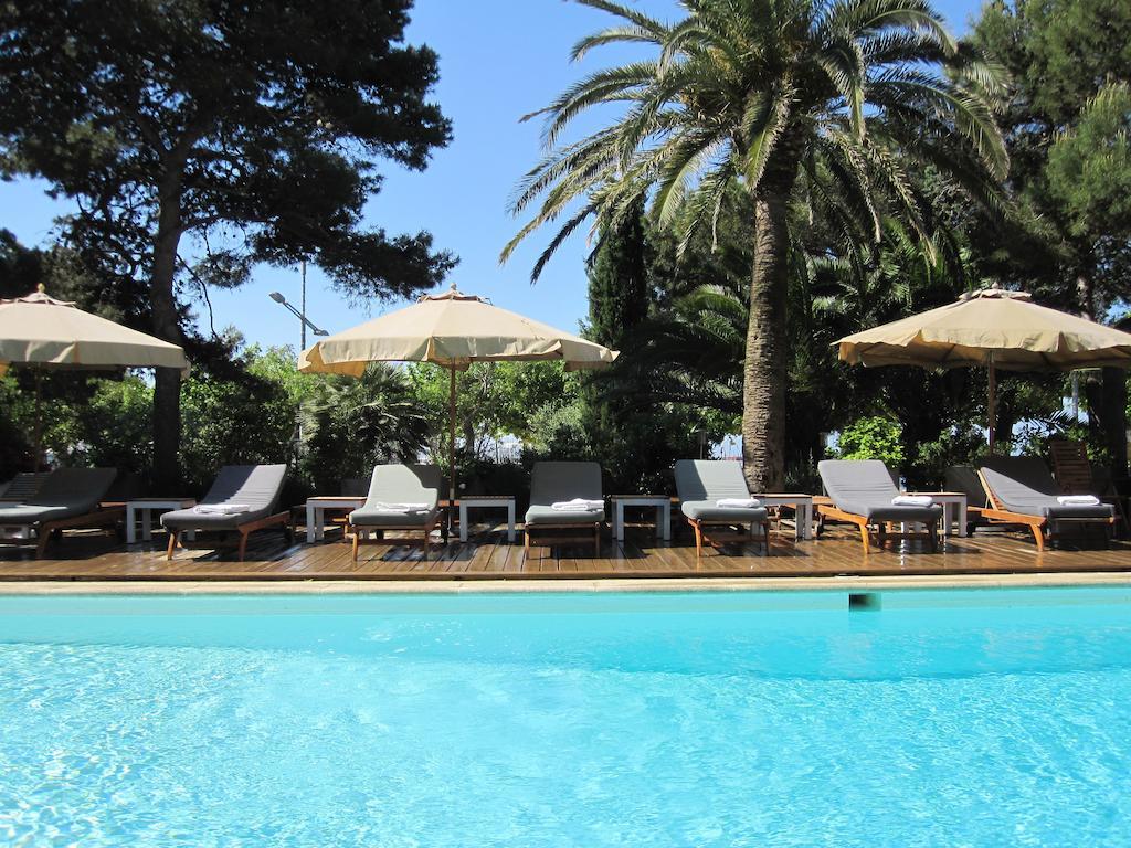 Hotel Trias Palamos Exterior photo
